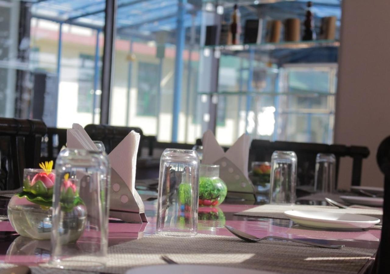 M Hotel And Restaurant マクロード・ガンジ エクステリア 写真